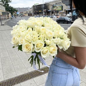 Букет из 51 розы Аваланж (40 см) в Домодедово