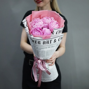 Букет из 5 розовых пионов Сара Бернар в Домодедово