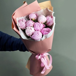 Букет из 9 розовых пионов Сара Бернар в Домодедово