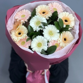Букет из 13 белых гербер микс в Домодедово