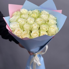Букет 25 белых роз Кения (50 см) в Домодедово