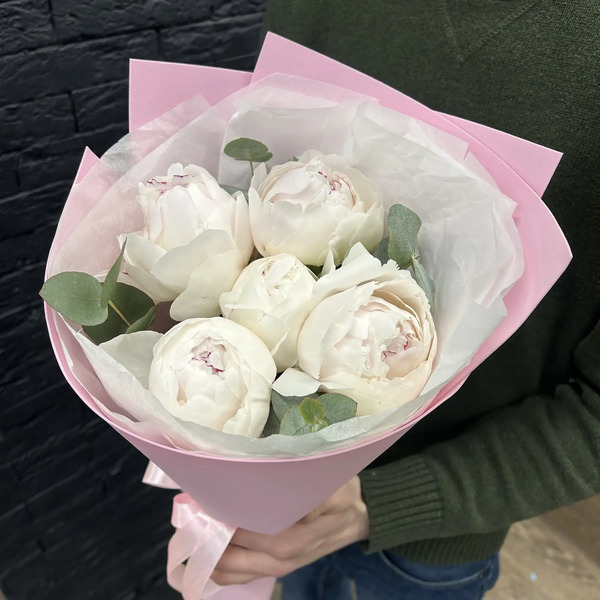 Букет из 5 пионов Одиле "Пломбир" в Домодедово