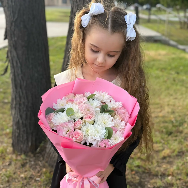 Букет из хризантем, эустом и роз в Домодедово