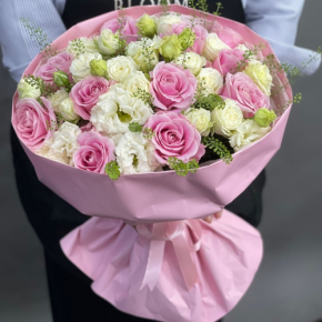 Букет "Нежное признание" из роз и эустом в Домодедово