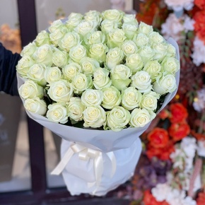 Букет 51 белая роза (50 см) в Домодедово