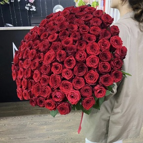 Букет 101 красная роза (70 см) в Домодедово