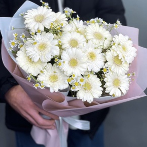 Нежный букет из гербер и ромашек в Домодедово