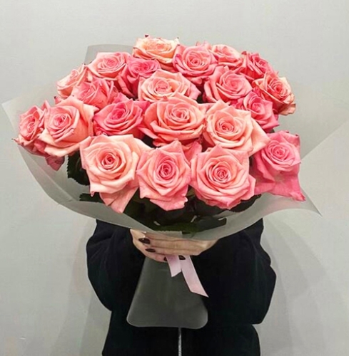 Букет из 21 розовой розы (50 см) в Домодедово