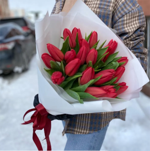 Букет красных тюльпанов в Домодедово